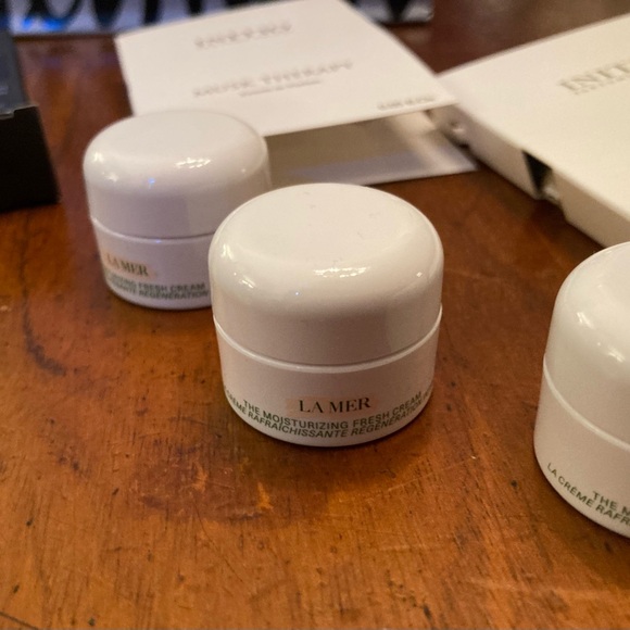 Neiman Marcus samples La Mer renewal oil eye cream Tom Ford parfum,Initio parfum - Picture 4 of 5